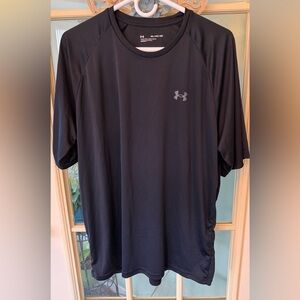 Under Armour Men's Dark Gray Short Sleeve Tee